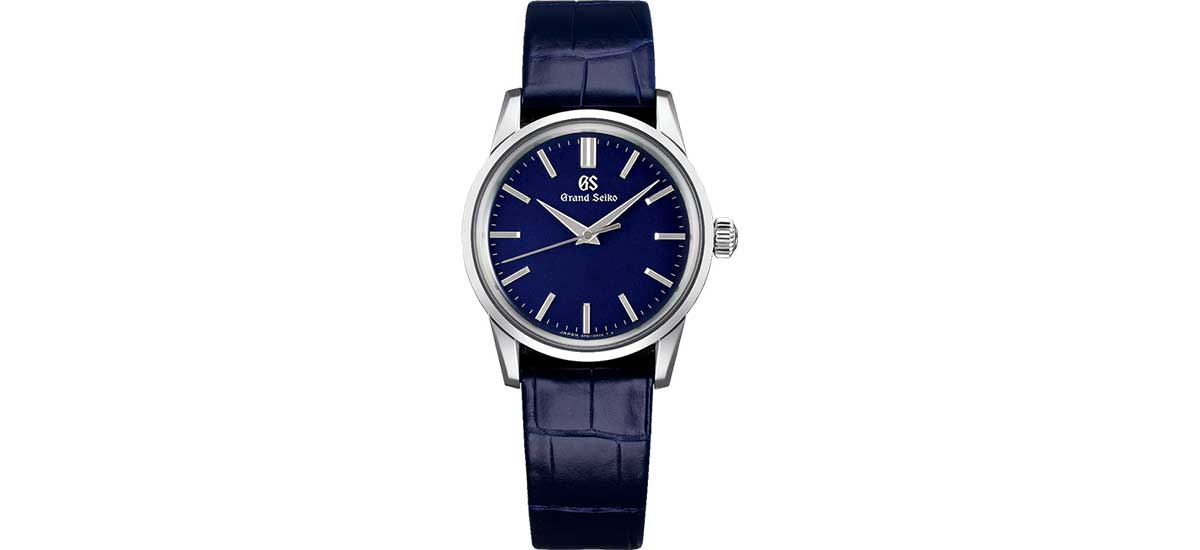 10 BEST Grand Seiko Quartz Watches (Luxury Meets Accuracy!)